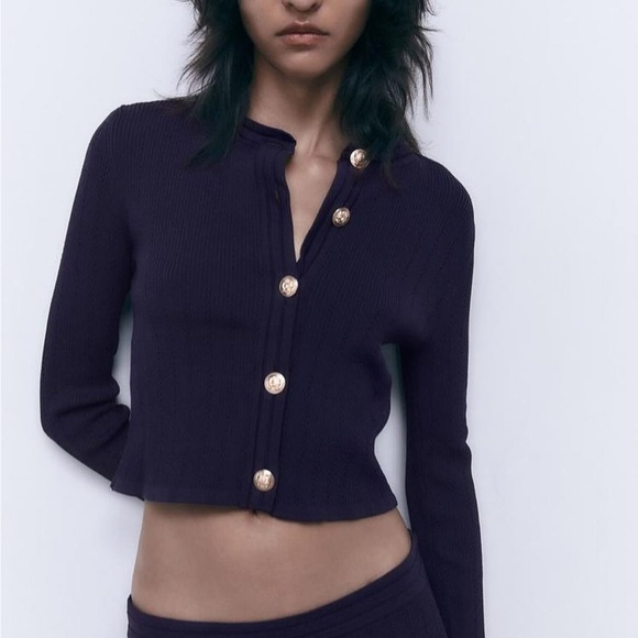 Zara Sweaters - Zara knit cardigan with gold buttons